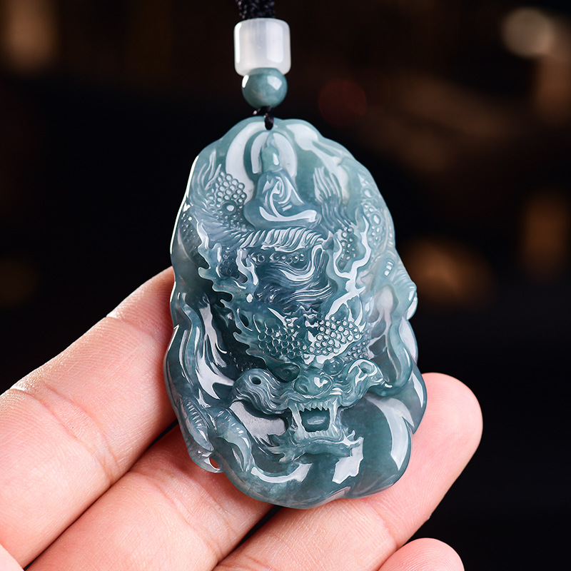 Natural Burmese Jadeite Dragon - Vintage Necklace recension och pris