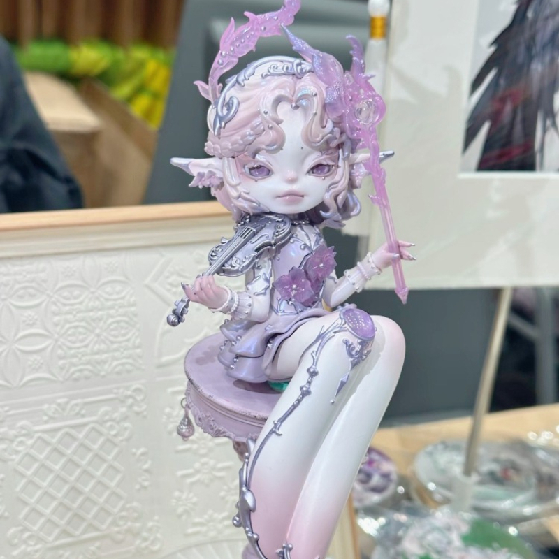 NEW Dominator Svia Fallen Angl - Vintage Collectible And Vintage Dolls recension och pris