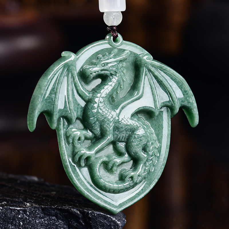 Natural Burmese Jadeite Dragon - Vintage Necklace recension och pris