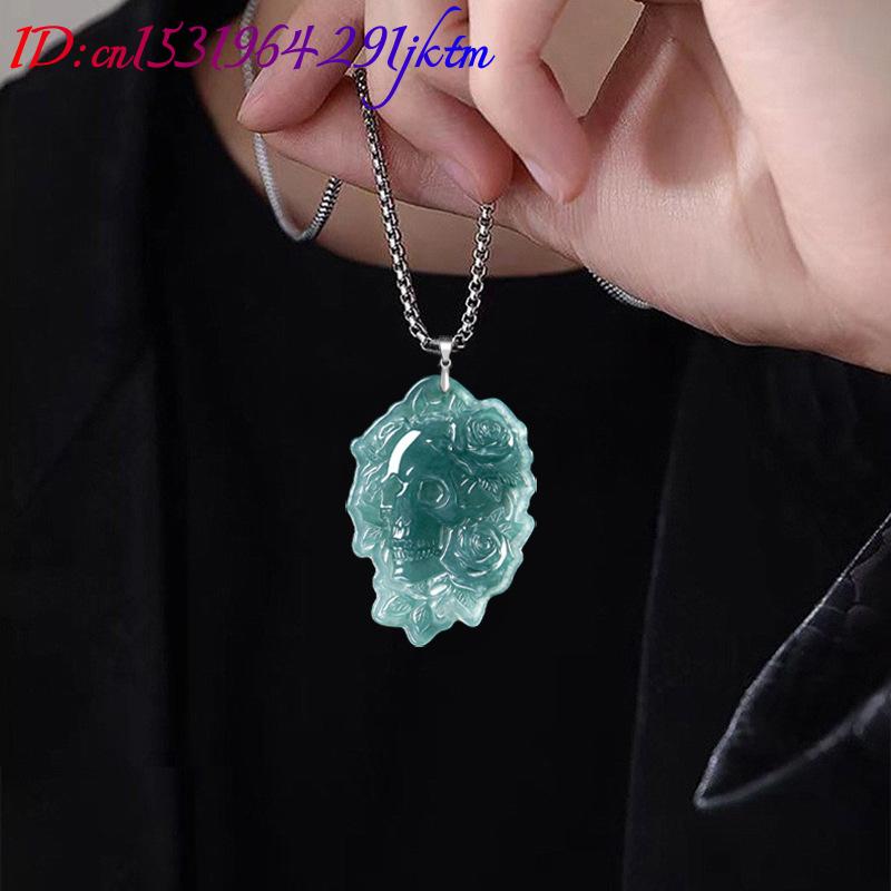 Natural Burmese Jadeite Skull  - Vintage Necklace recension och pris
